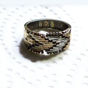 Unique Dolan Bullock Two Tone 925 Gold Diamond Cut Size 6 Ring